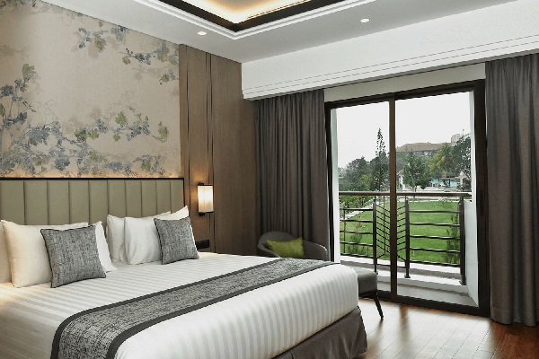 Tips Menyenangkan Menginap di Mason Pine Hotel, Bandung